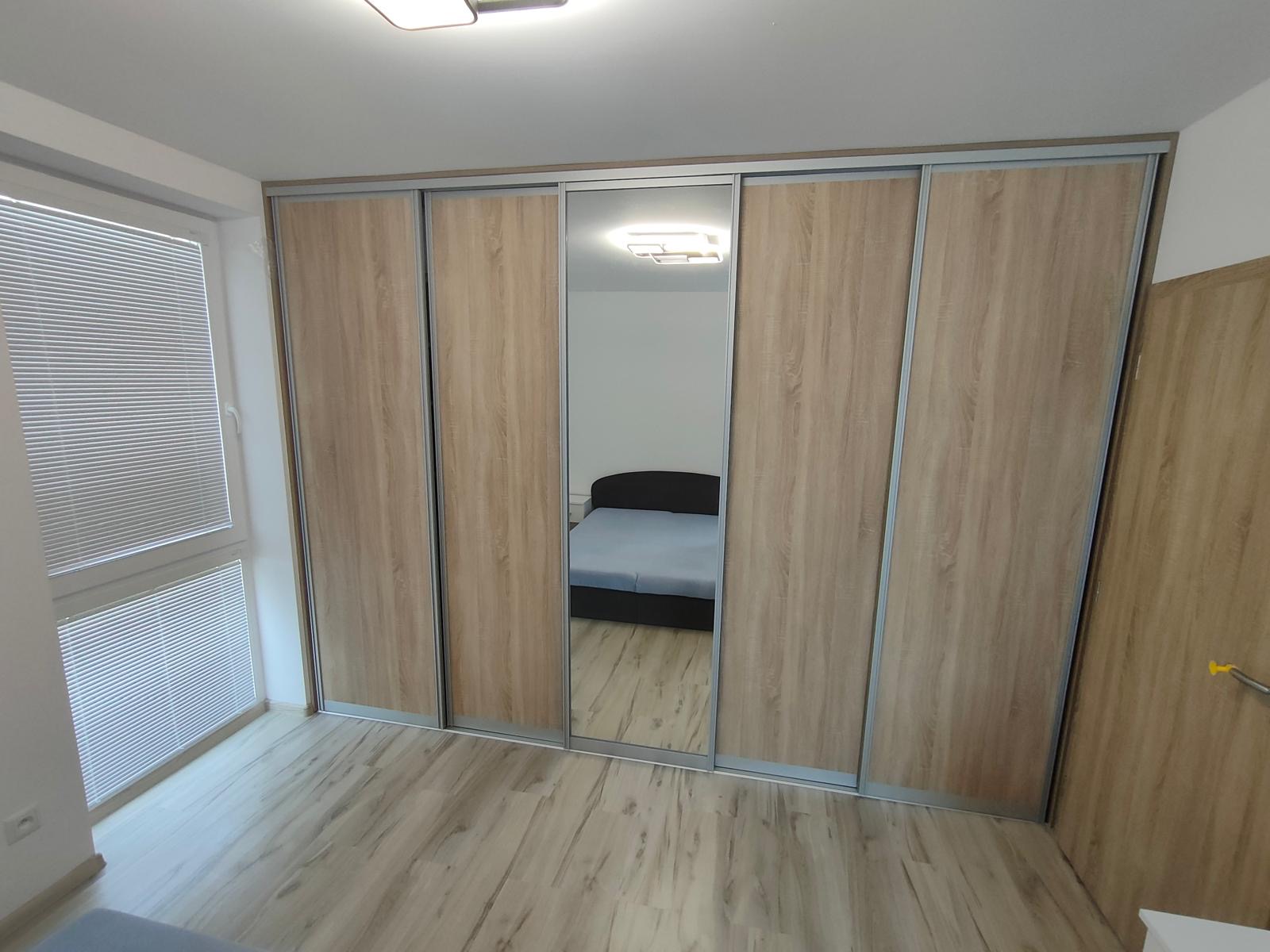 FALAT Vstavaté skrine